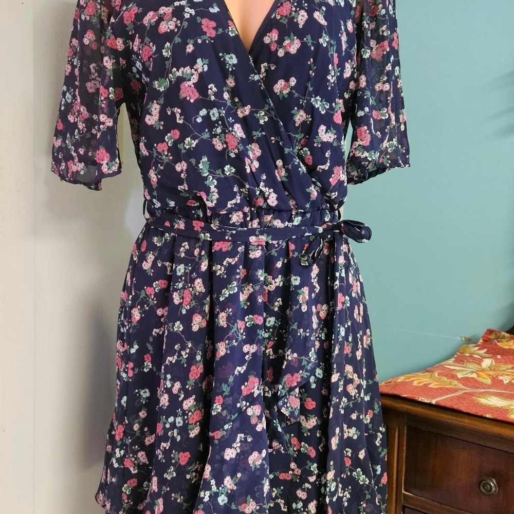 Miami Floral Wrap Dress Womens Large Navy Pink Chiffon Flutter Sleeve Mini VNeck